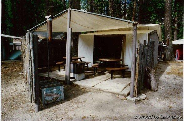 Housekeeping Camp Hotel Curry Village Étterem fotó