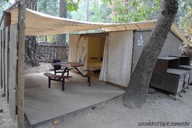Housekeeping Camp Hotel Curry Village Kültér fotó